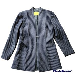 Flores & Flores Blazer Jacket Pleated No Collar